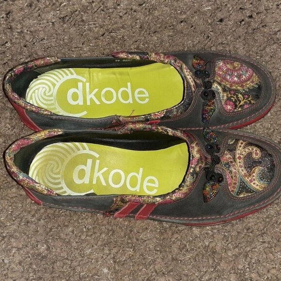 DKODE-Handmade In Portugal-Multicolor Floral Leather-Beaded-Sz 40-9.5-Excellent - Picture 6 of 7